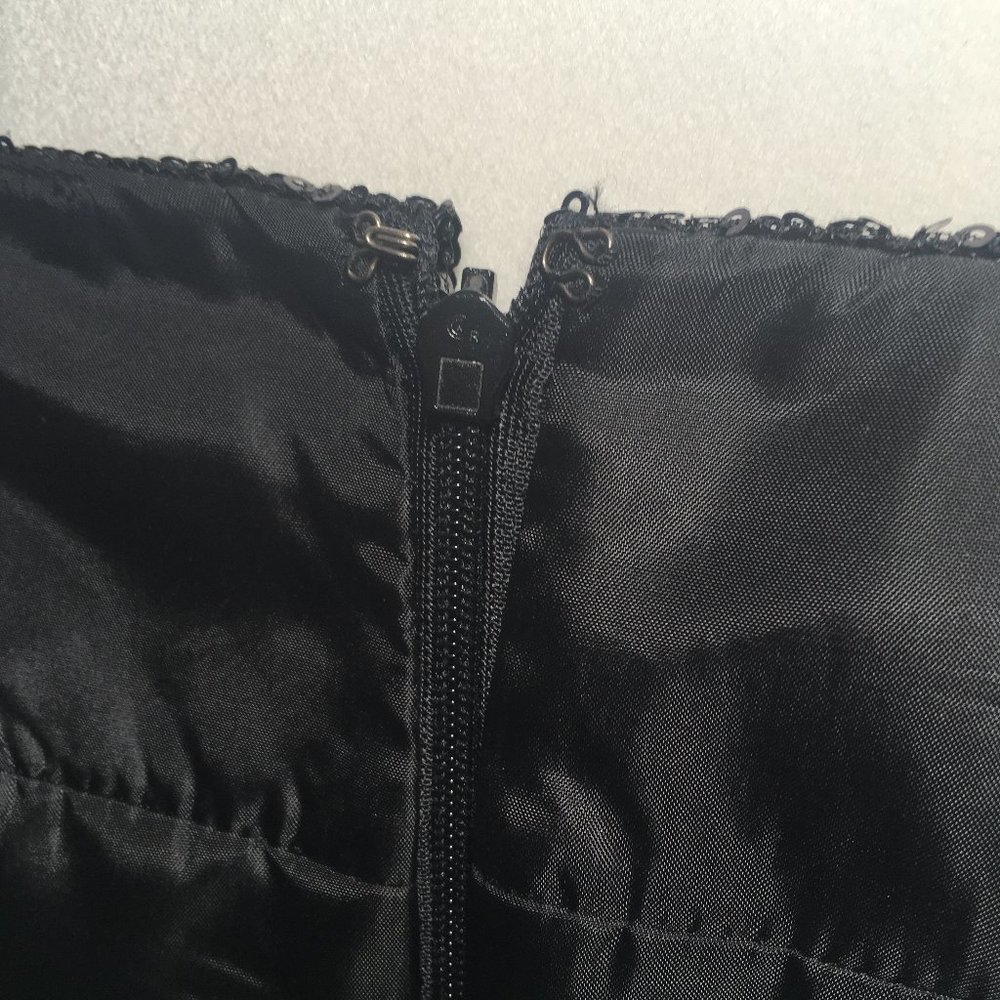 Black Sequin Mini Skirt - XL - Picture 11 of 11